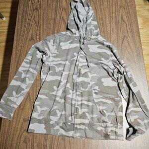 womens camo hoodie